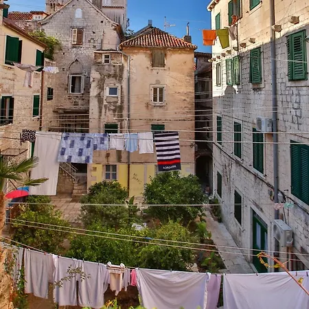 Апартаменти Palace Luxury