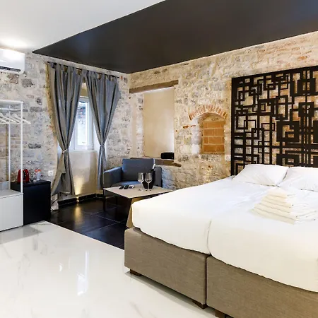 Palace Luxury