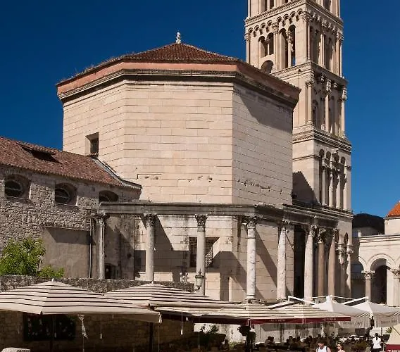 Lägenhet Palace Luxury